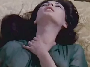 Այս շատ հին կանայք ս ...