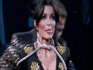 Tiffany-դա բոլոր խաղ ...